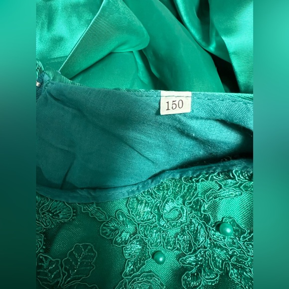 Hi Low Lace Embroidery Flower Wedding  Dress Formal , Prom Ball Gown - Picture 4 of 16